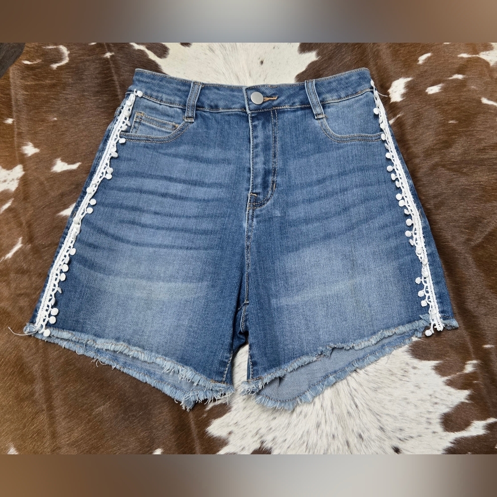 Stylish Denim Shorts with Lace Trim